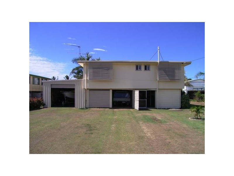 71 Zelma Street, Grasstree Beach QLD 4740