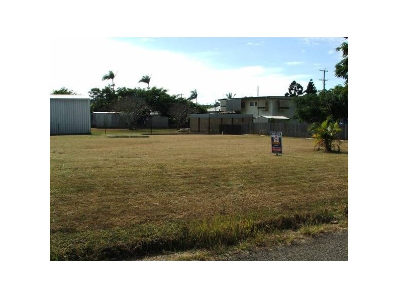 61 Sarina Beach Road, Sarina QLD 4737