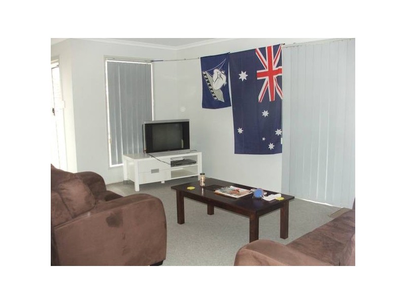 7 Castaway Close, Salonika Beach QLD 4740