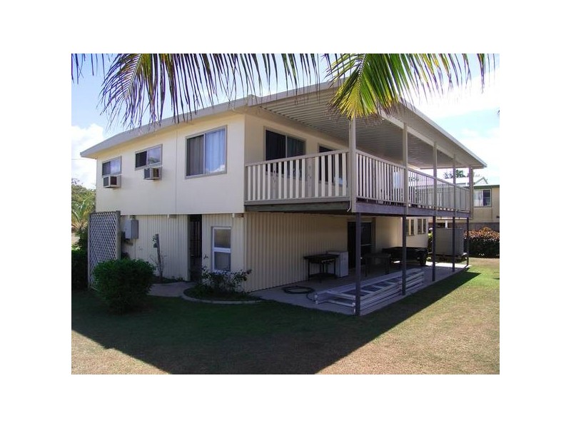 71 Zelma Street, Grasstree Beach QLD 4740