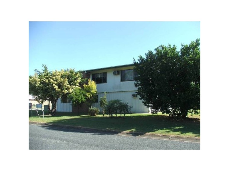 2 Petersen Street, Sarina QLD 4737