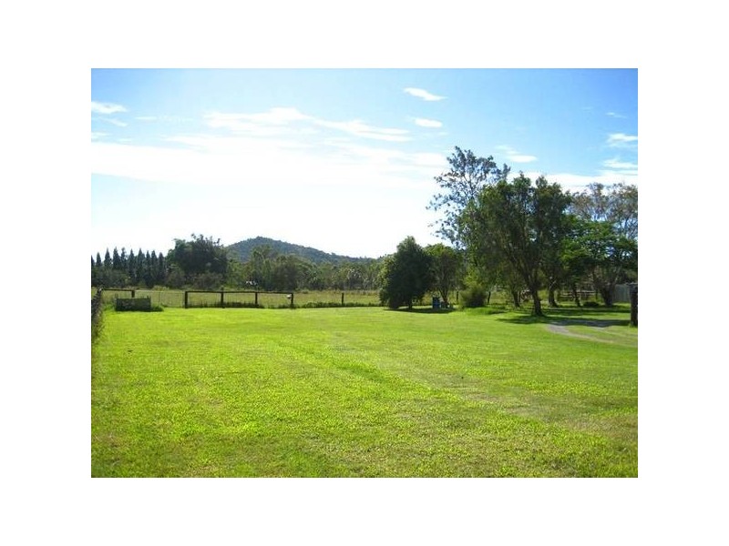 55 HansChristian Street, Sarina QLD 4737