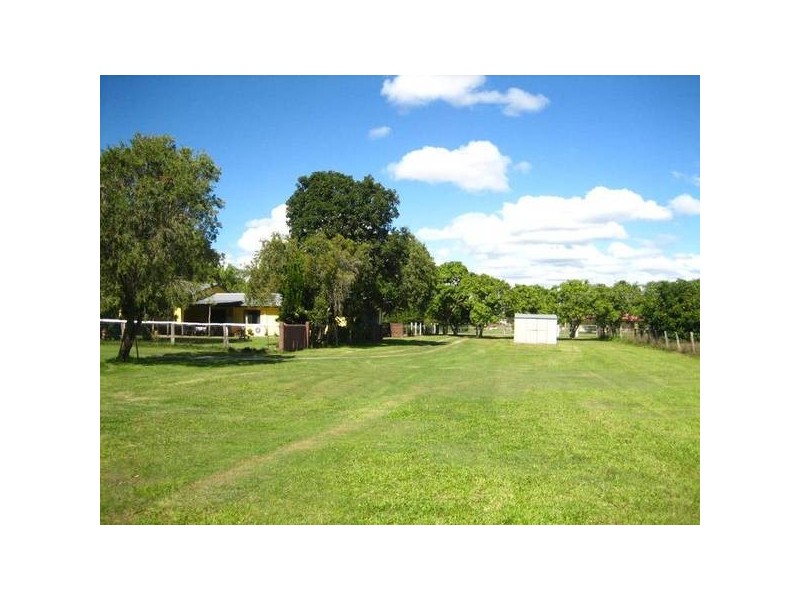 55 HansChristian Street, Sarina QLD 4737