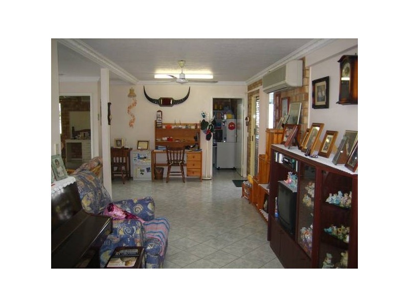 98 The Esplanade, Grasstree Beach QLD 4740