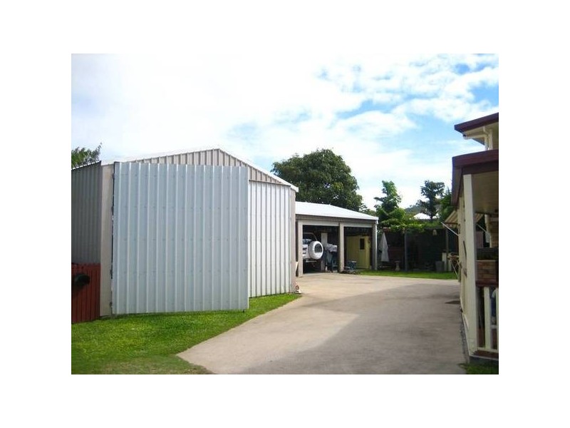 98 The Esplanade, Grasstree Beach QLD 4740