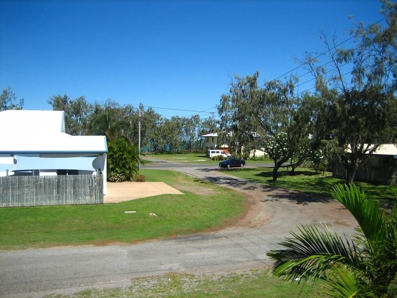 31 Poole Street, Sarina Beach QLD 4737