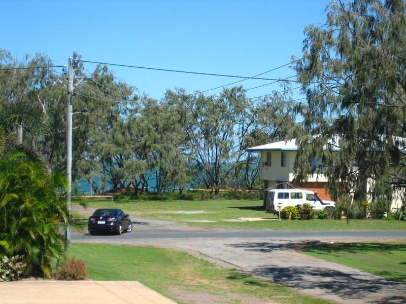 31 Poole Street, Sarina Beach QLD 4737