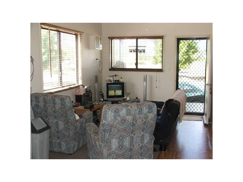 29 Mary Street, Nebo QLD 4742