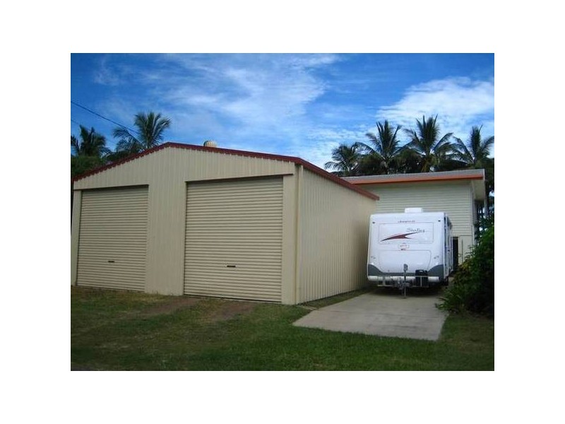 4 The Esplanade, Grasstree Beach QLD 4740
