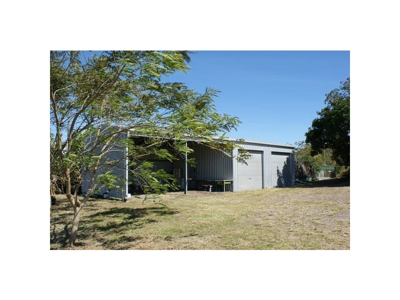 142 Grasstree Beach Road, Sarina QLD 4737