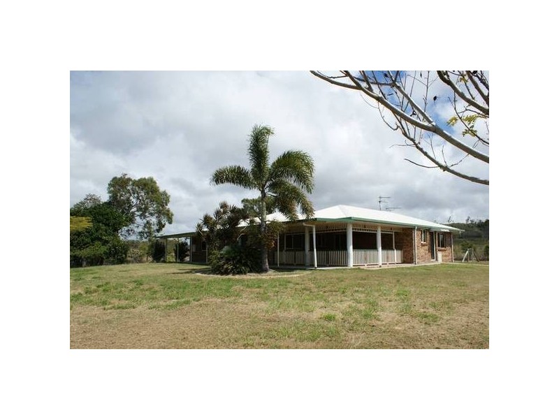 142 Grasstree Beach Road, Sarina QLD 4737