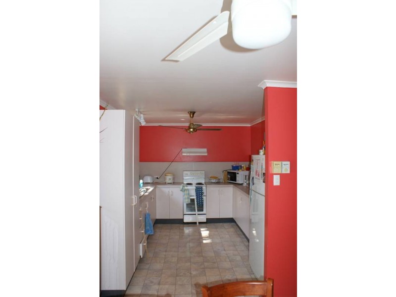 5 Deguara Avenue, Armstrong Beach QLD 4737