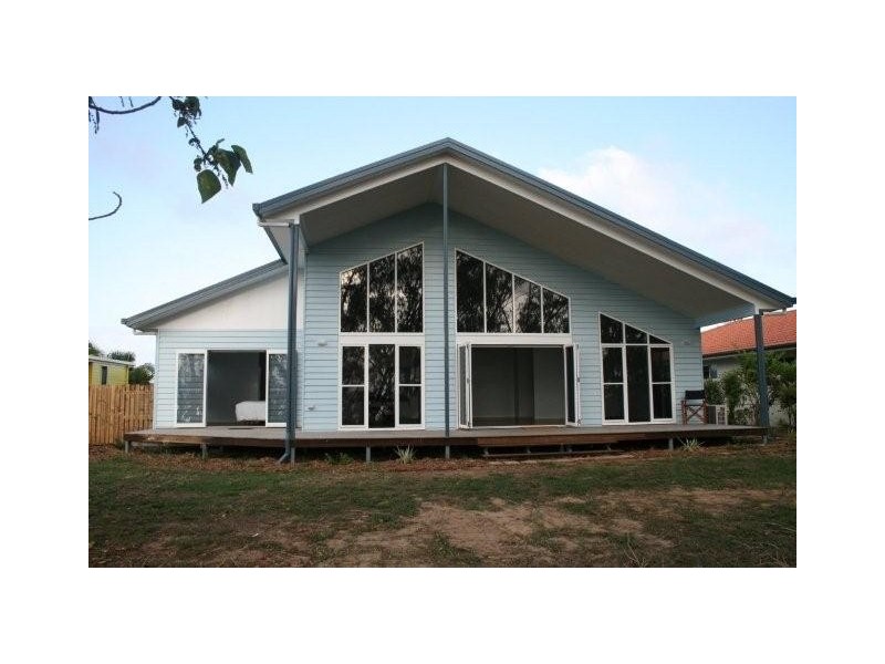 137 Rasmussen Avenue, Salonika Beach QLD 4740