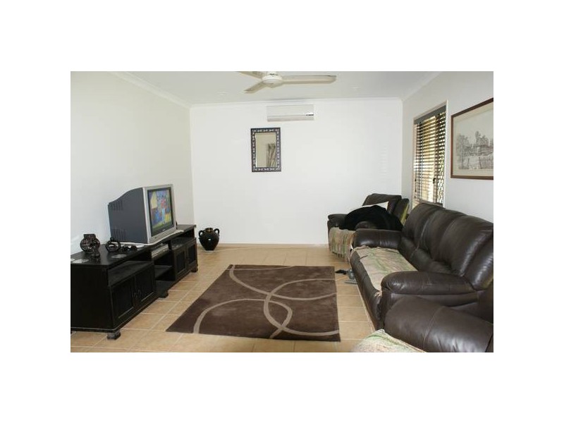 38 Gumnut Drive, Sarina QLD 4737