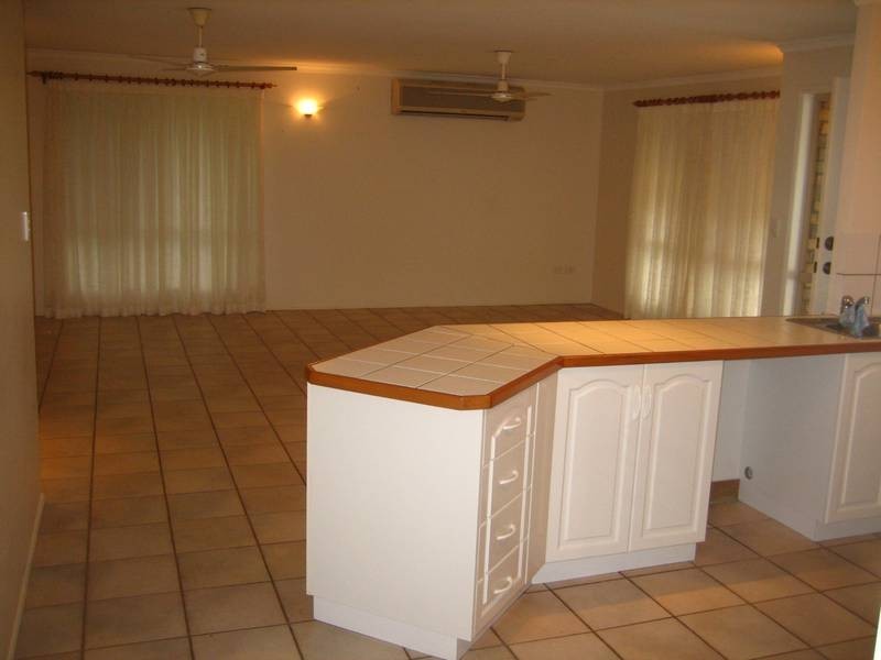 10 Grasstree Beach Road, Grasstree Beach QLD 4740