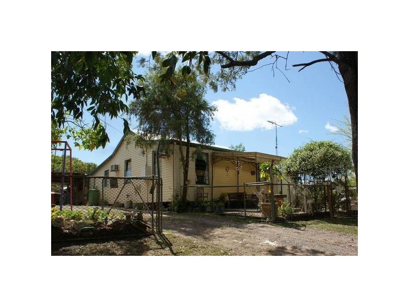 6 Pirie Street, Sarina QLD 4737