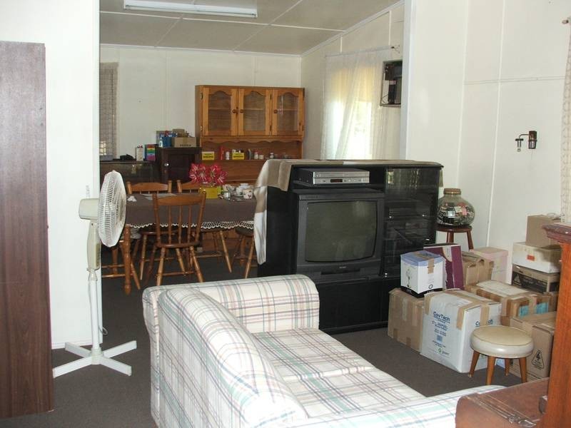 103 Broad Street, Sarina QLD 4737