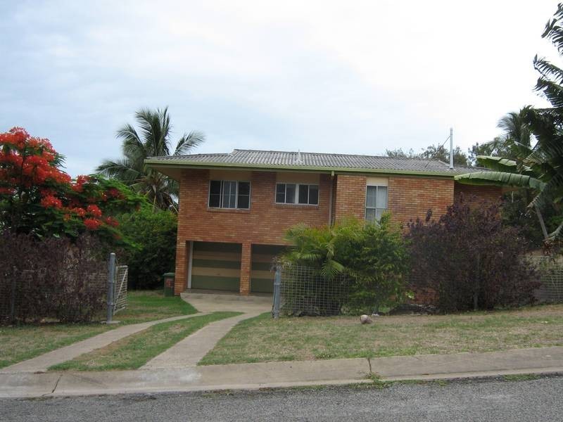 3 Rasmussen Avenue, Salonika Beach QLD 4740