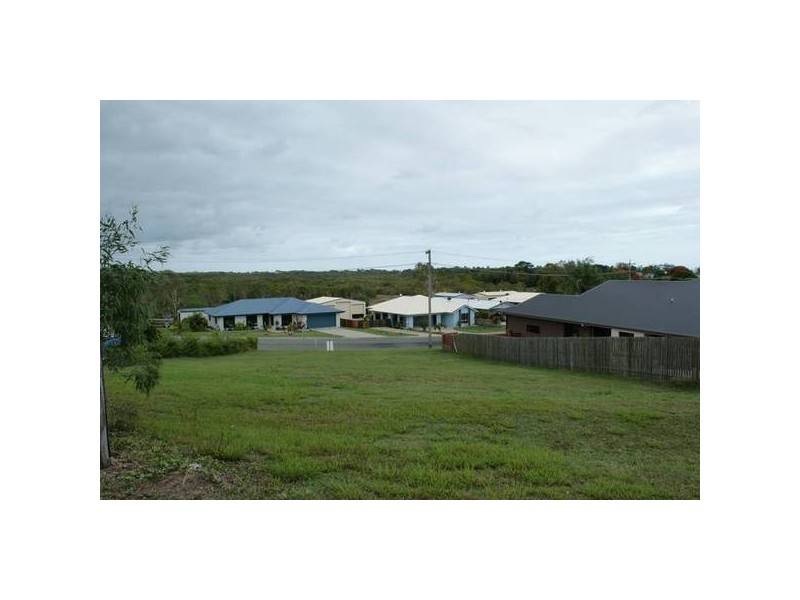 11 Brooksfield Drive, Sarina Beach QLD 4737