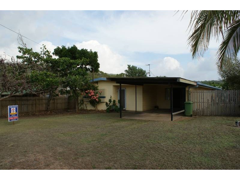 11 Grasstree Beach Road, Grasstree Beach QLD 4740