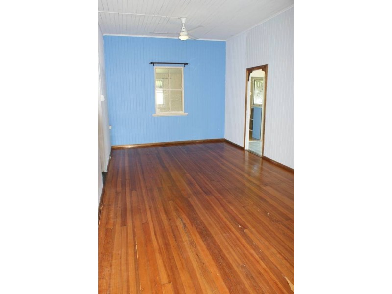 2 Anzac Street, Sarina QLD 4737