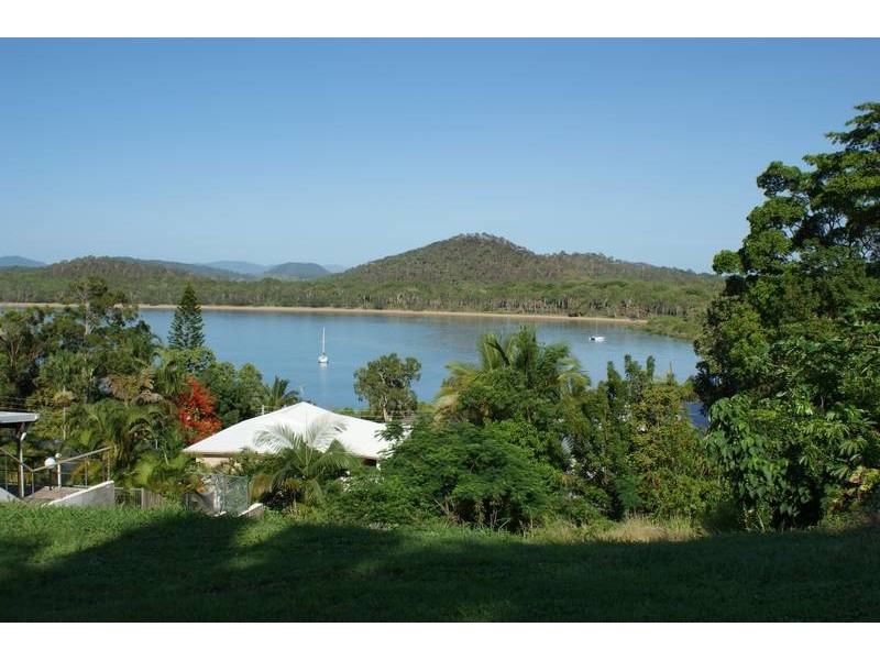 19 Captain Blackwood Drive, Sarina Beach QLD 4737