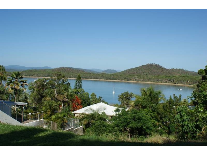 19 Captain Blackwood Drive, Sarina Beach QLD 4737