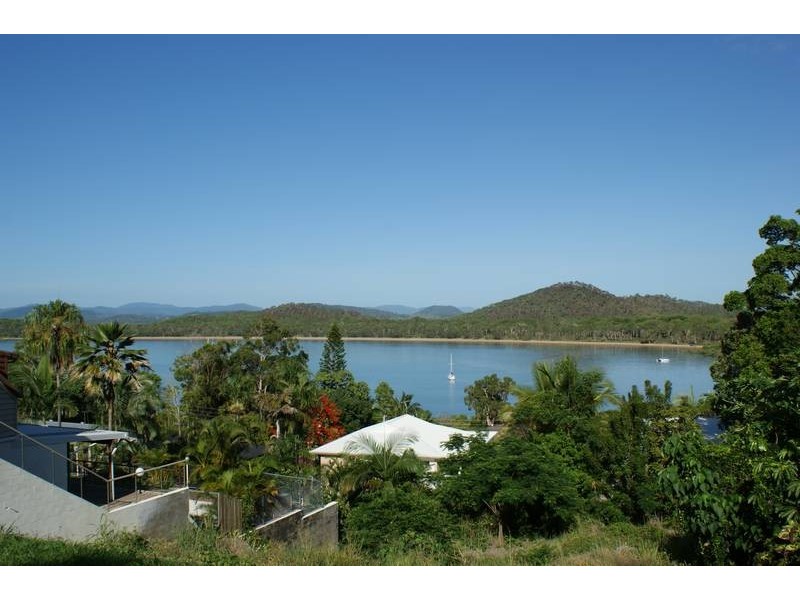 19 Captain Blackwood Drive, Sarina Beach QLD 4737