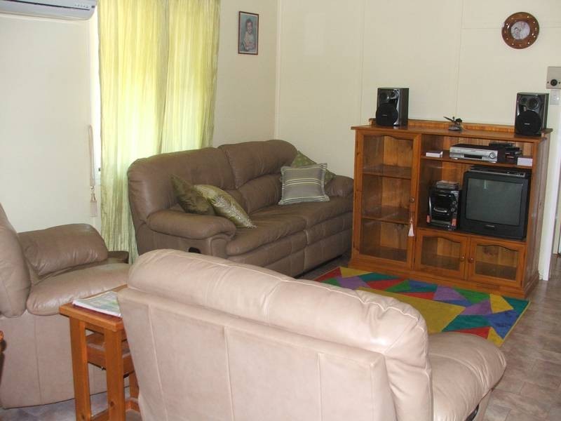 80 Broad Street, Sarina QLD 4737