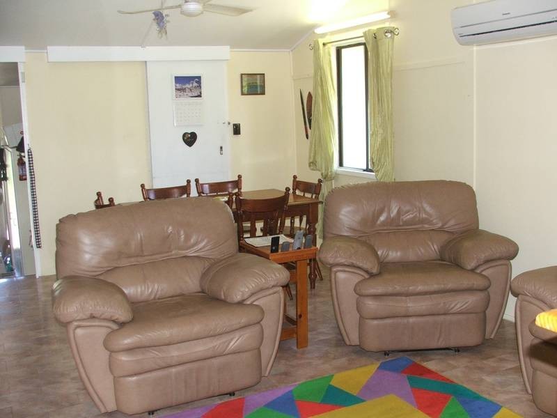 80 Broad Street, Sarina QLD 4737