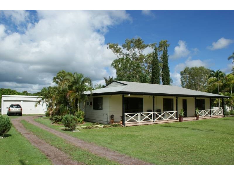 8 Huntley Road, Sarina QLD 4737