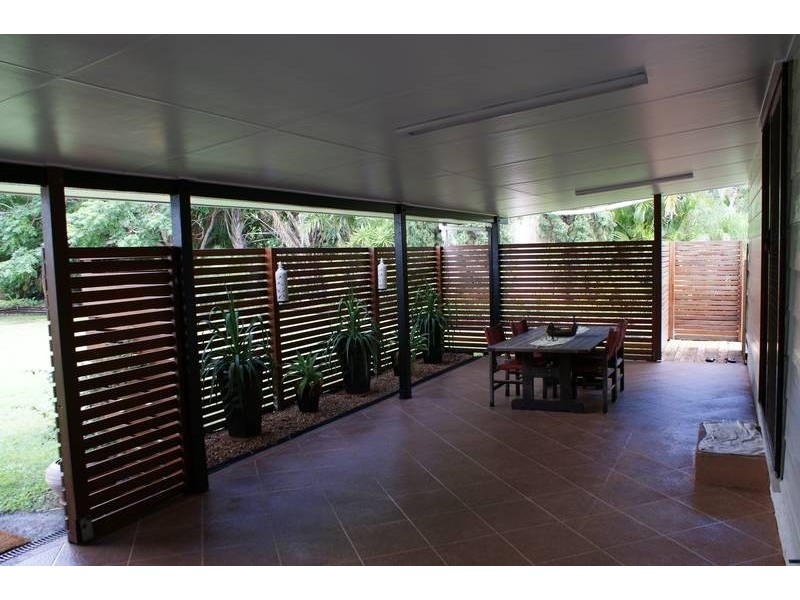 8 Huntley Road, Sarina QLD 4737