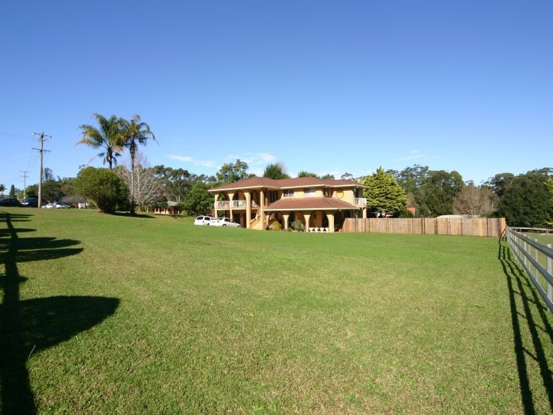 4 Highfields Circuit, Port Macquarie NSW 2444