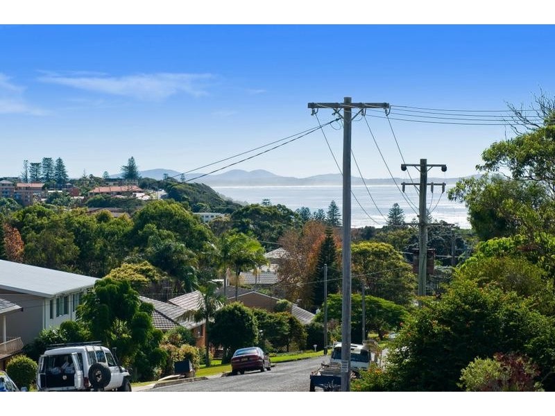 38 Kalinda Drive, Port Macquarie NSW 2444
