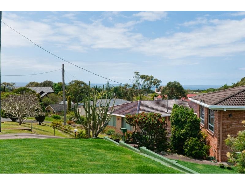 24 Grandview Parade, Port Macquarie NSW 2444