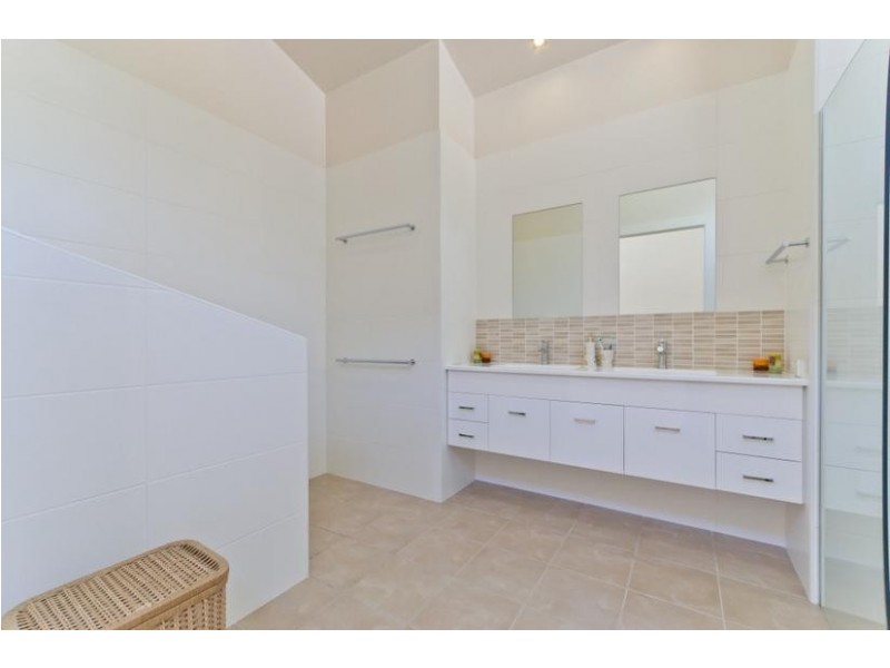 9 Redbill Rise, Port Macquarie NSW 2444