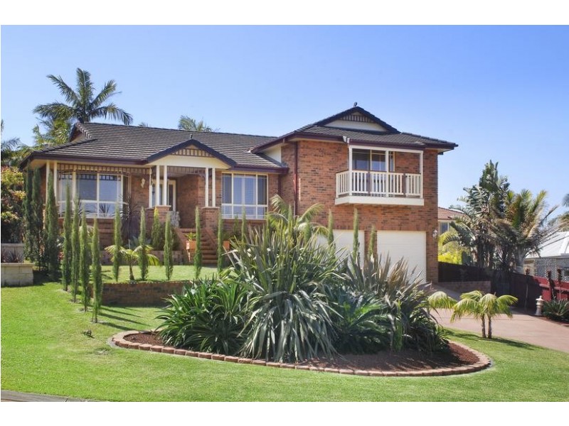 18 Mariners Way, Port Macquarie NSW 2444