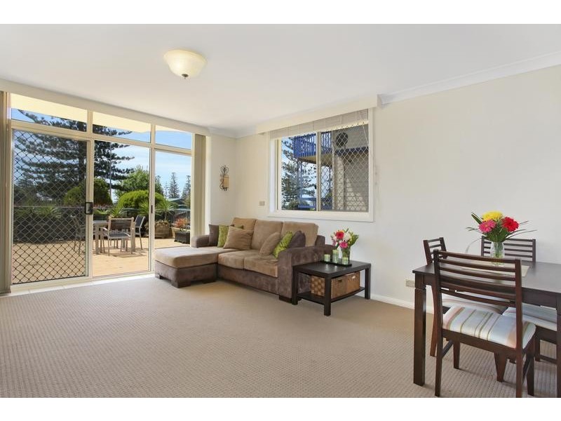 2/30 Burrawan Street, Port Macquarie NSW 2444