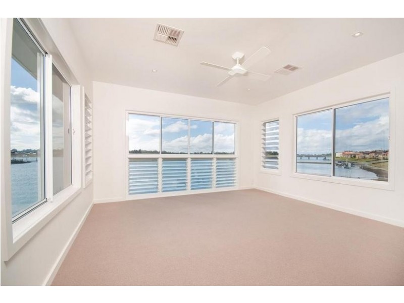 6A The Peninsula, Port Macquarie NSW 2444