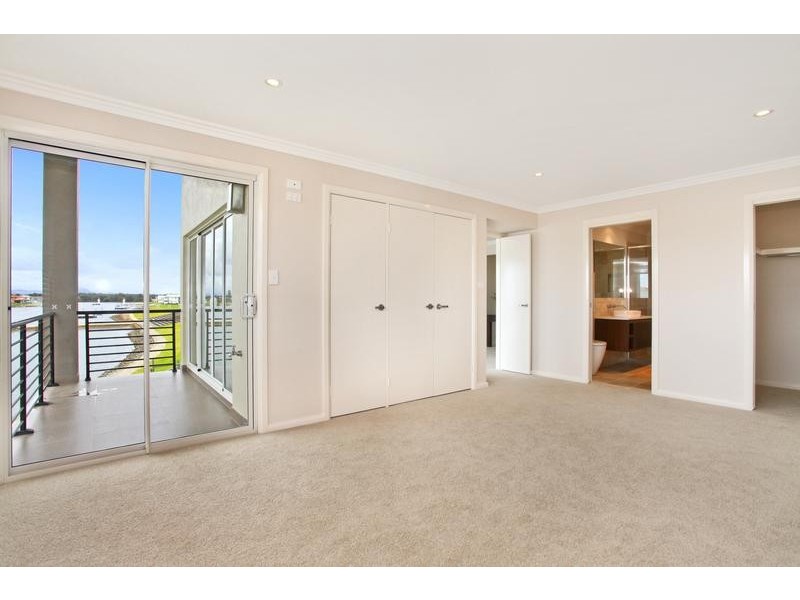 2-7/26 Harbourside Crescent, Port Macquarie NSW 2444