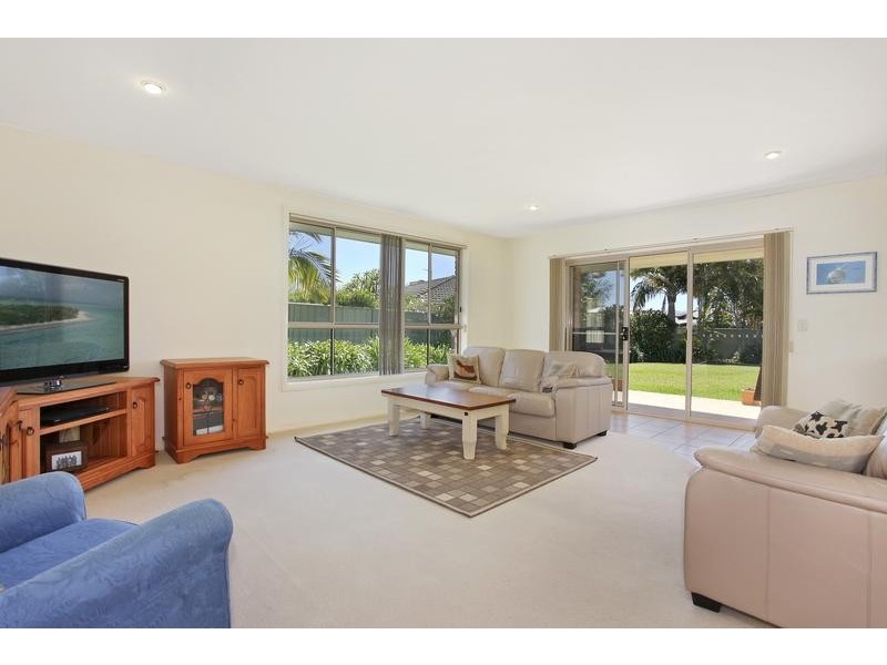 8 Onyx Place, Port Macquarie NSW 2444