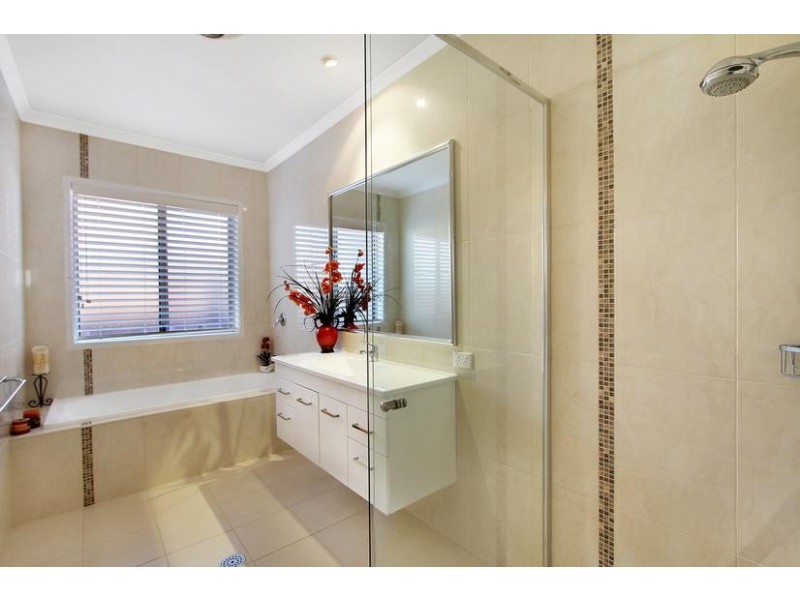 4 The Sanctuary Close, Port Macquarie NSW 2444