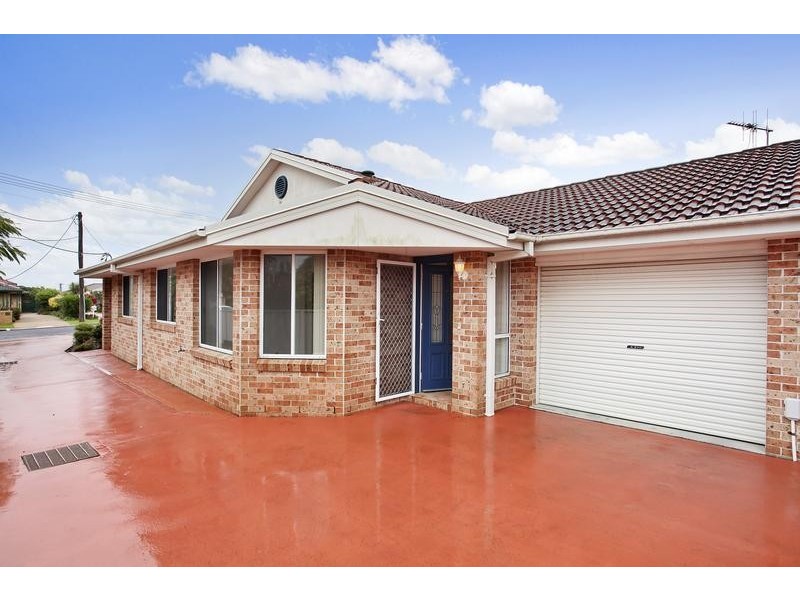 2/8 Seaview Avenue, Port Macquarie NSW 2444