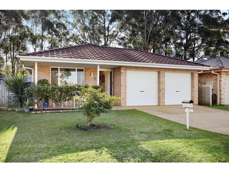 24 Deakin Close, Port Macquarie NSW 2444
