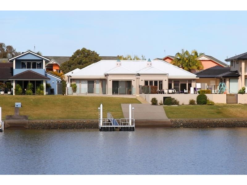 2/143 Riverpark Road, Port Macquarie NSW 2444
