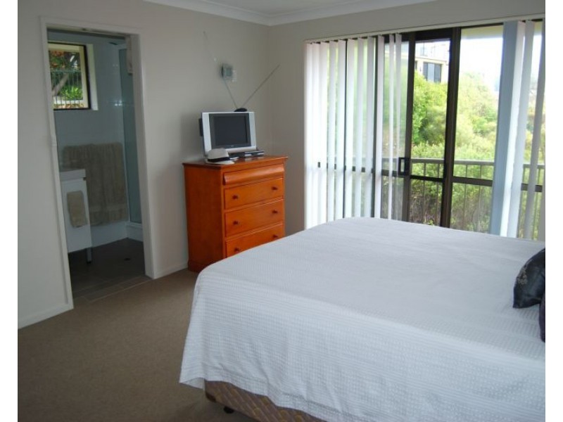 1/43 Matthew Flinders Drive, Port Macquarie NSW 2444