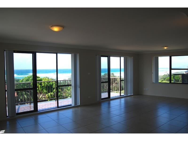 1/43 Matthew Flinders Drive, Port Macquarie NSW 2444