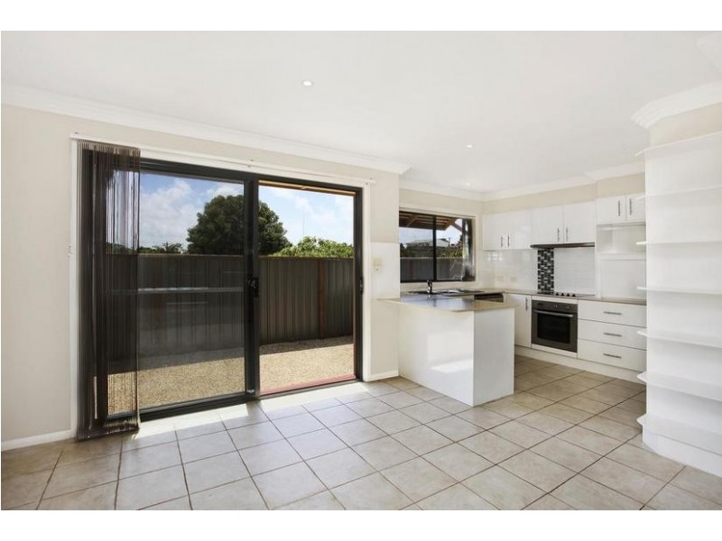 2/46 Lake Road, Port Macquarie NSW 2444