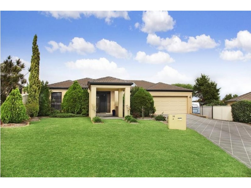 16 Olivine Street, Port Macquarie NSW 2444