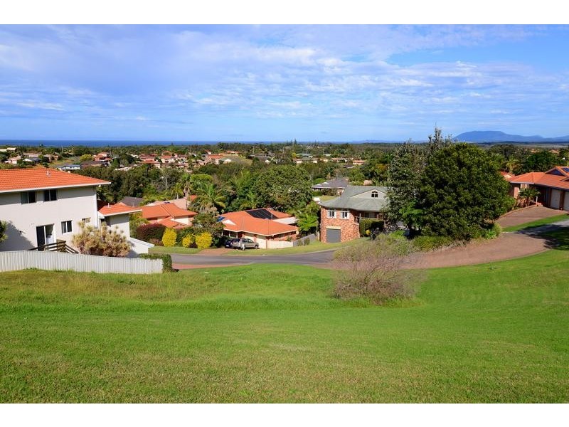 16 Coastlands Place, Port Macquarie NSW 2444